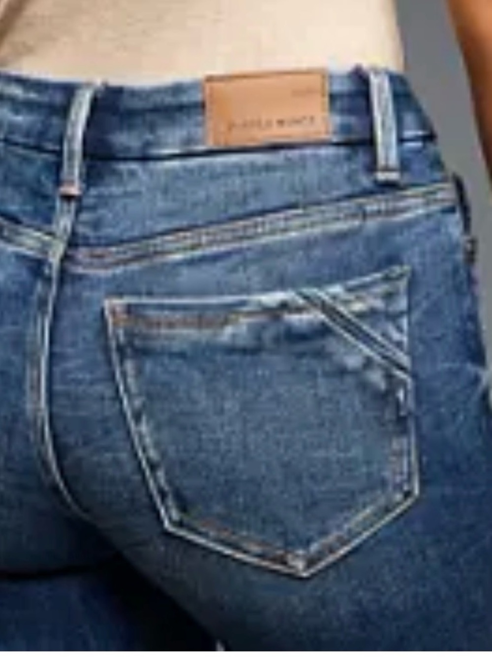 Buckle Women's Skinny Jeans in Blue Denim